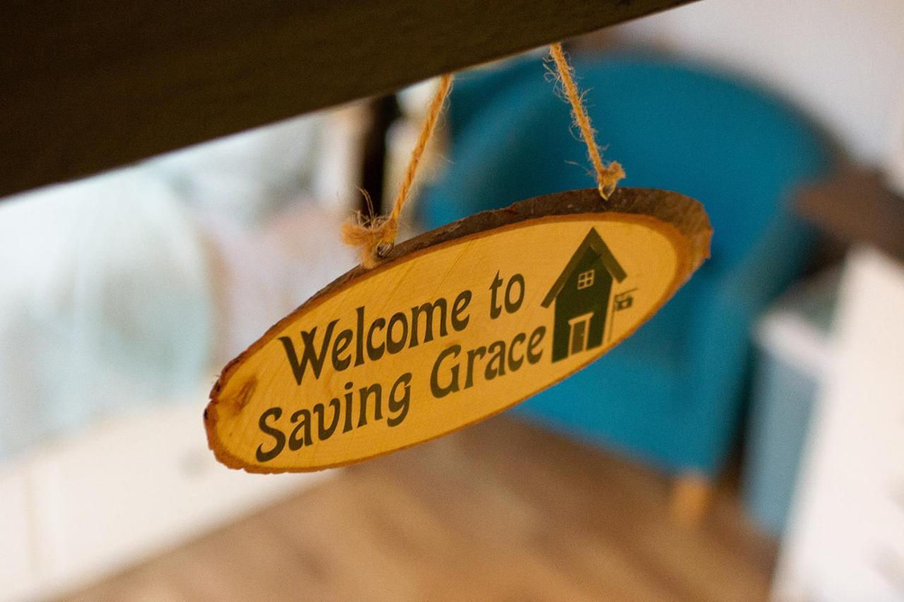 Saving Grace With Private Hot Tub Villa Bawdeswell ภายนอก รูปภาพ